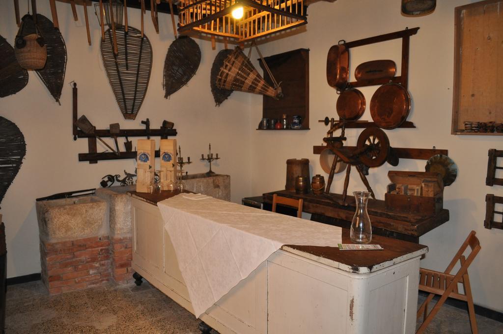 Dimora Garibaldi Hotel Castelnuovo Magra Buitenkant foto